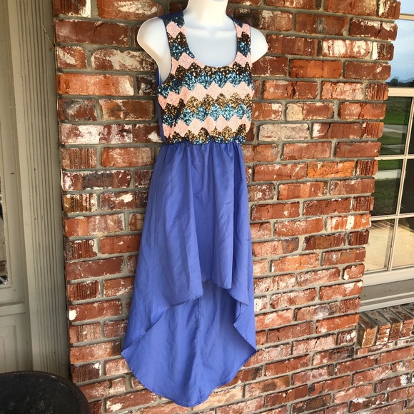 Umgee Dresses & Skirts - Umgee high low sleeveless dress size small
